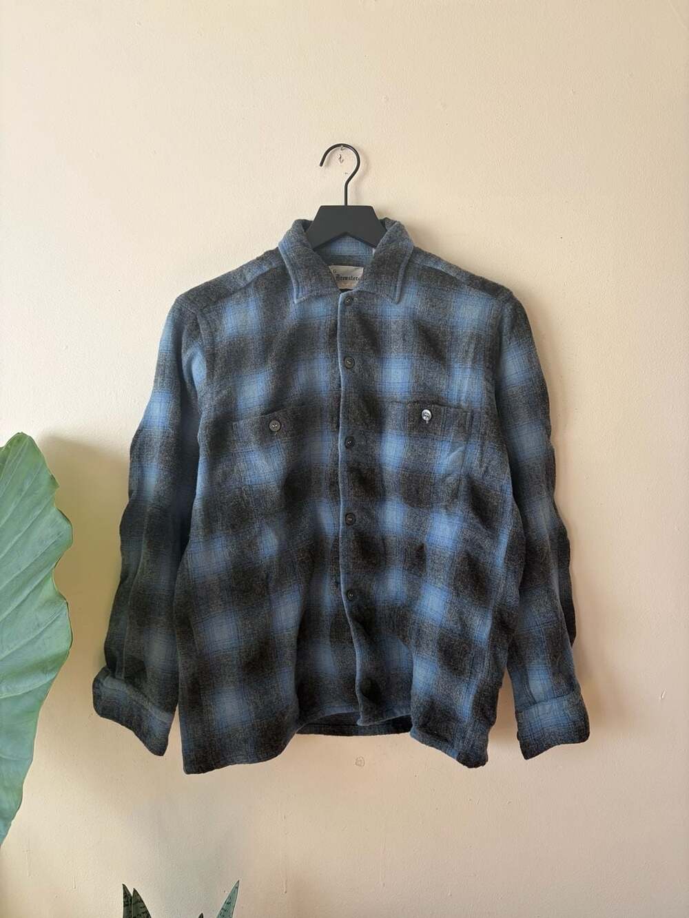 Vintage 60s 70s wool shadow plaid flannel shirt blue and grey size medium